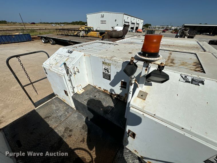 image for item NQ9722 Roadtec  RX-68B milling machine