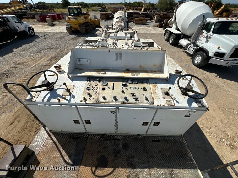 image for item NQ9722 Roadtec  RX-68B milling machine