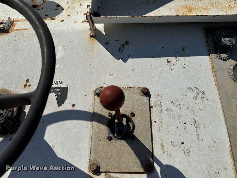 image for item NQ9722 Roadtec  RX-68B milling machine