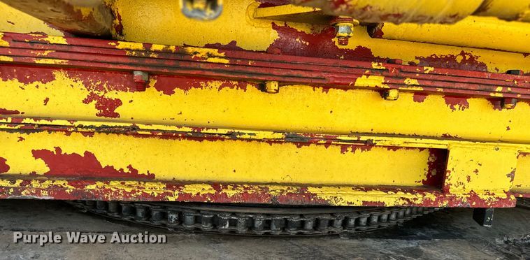 image for item NQ9723 2005 International 4200 drilling rig truck