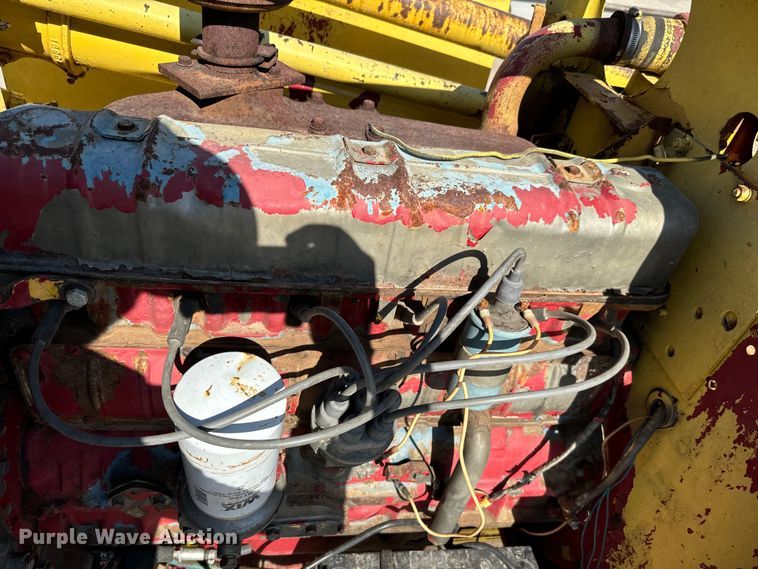 image for item NQ9723 2005 International 4200 drilling rig truck