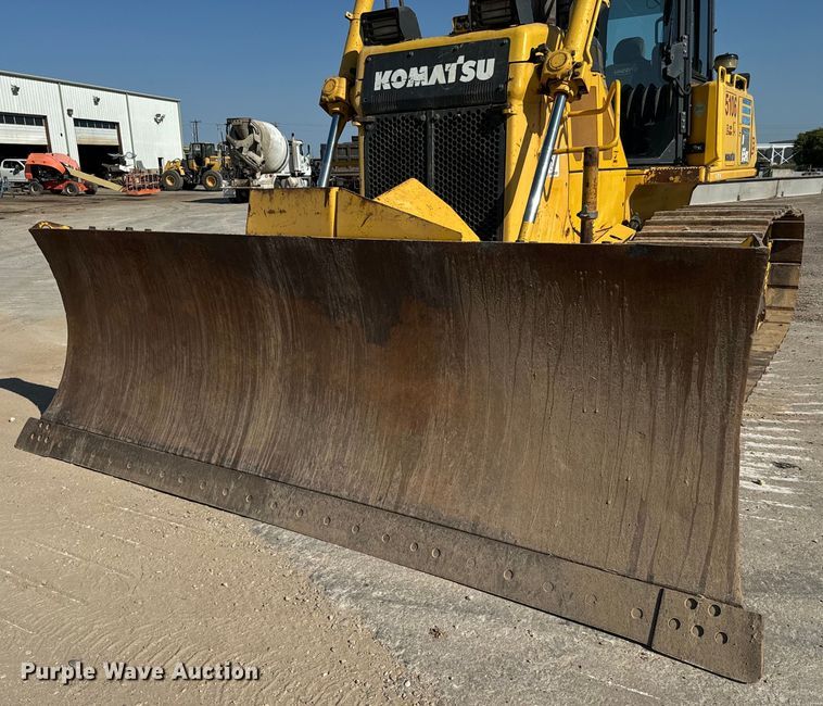 image for item NQ9724 2016 Komatsu D65PX-18 dozer