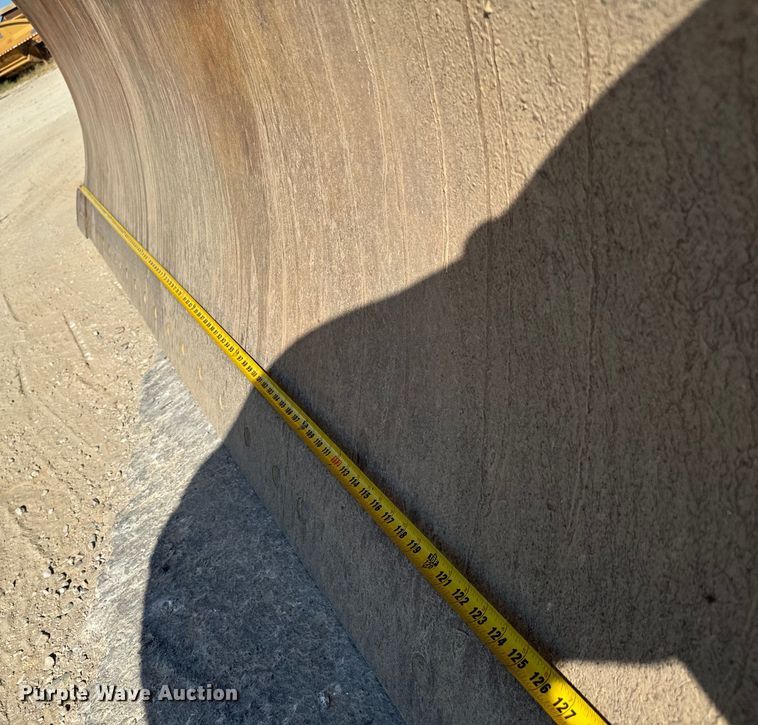 image for item NQ9724 2016 Komatsu D65PX-18 dozer