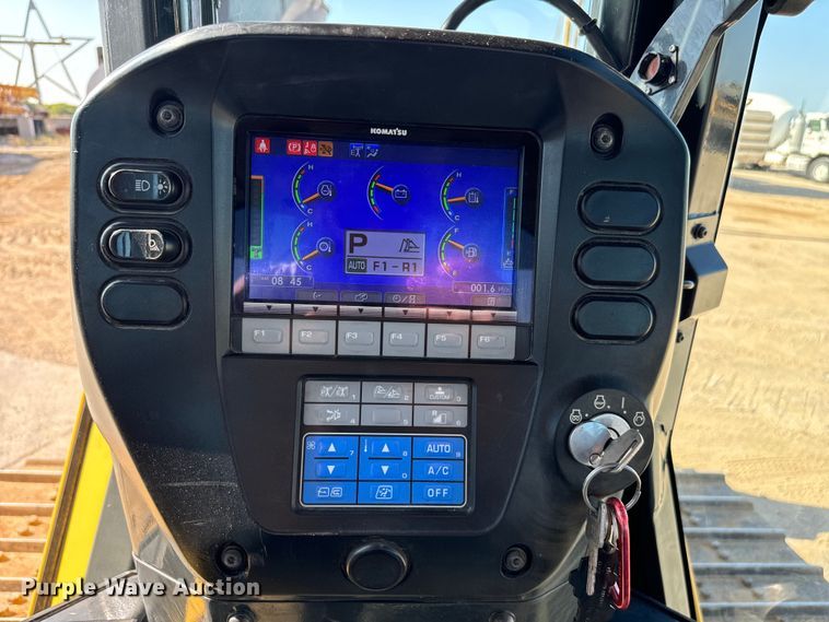 image for item NQ9724 2016 Komatsu D65PX-18 dozer