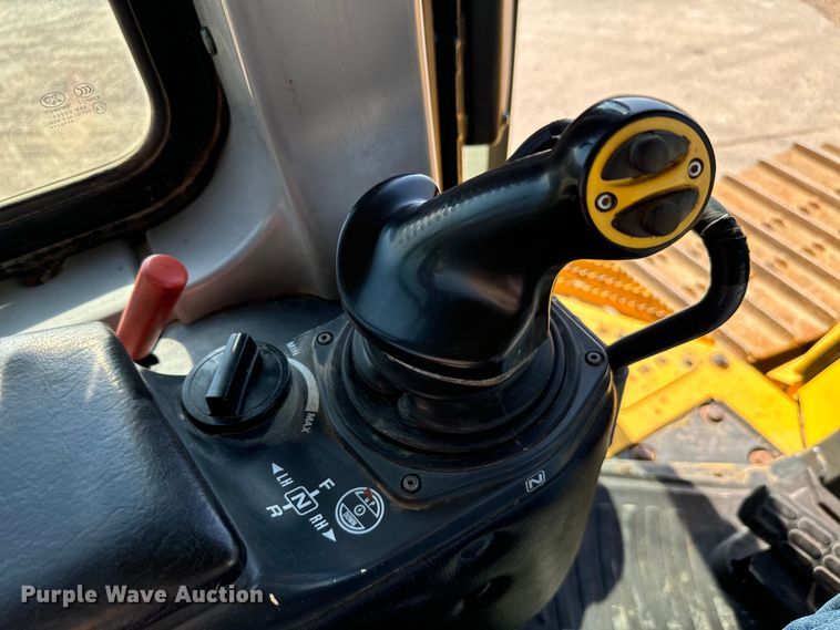 image for item NQ9724 2016 Komatsu D65PX-18 dozer