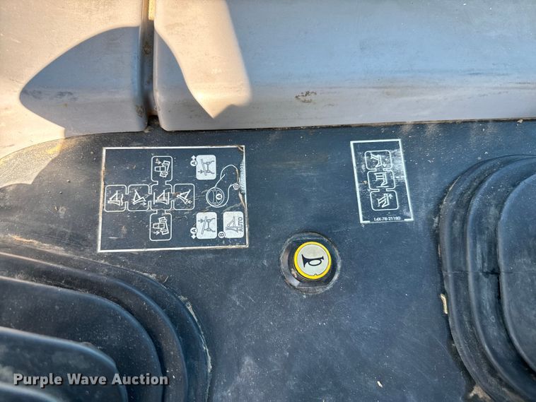 image for item NQ9724 2016 Komatsu D65PX-18 dozer