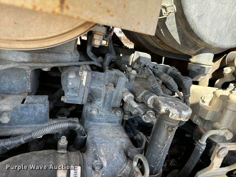 image for item NQ9724 2016 Komatsu D65PX-18 dozer