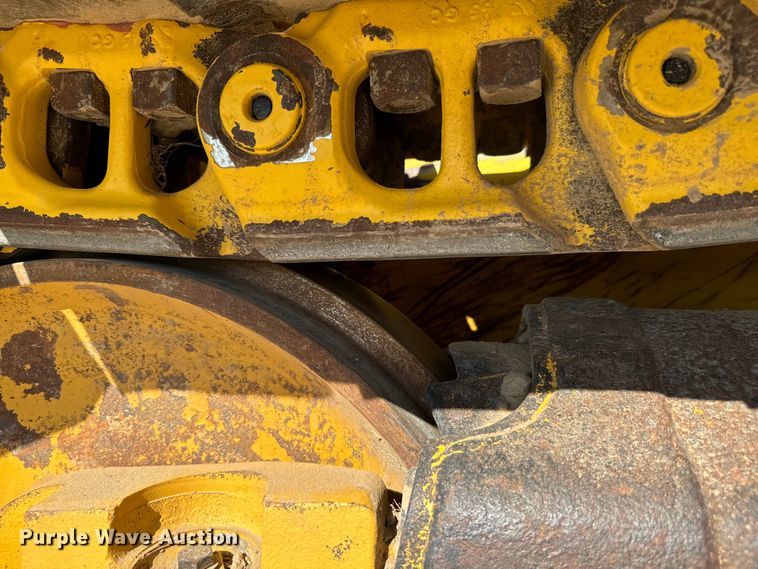 image for item NQ9724 2016 Komatsu D65PX-18 dozer