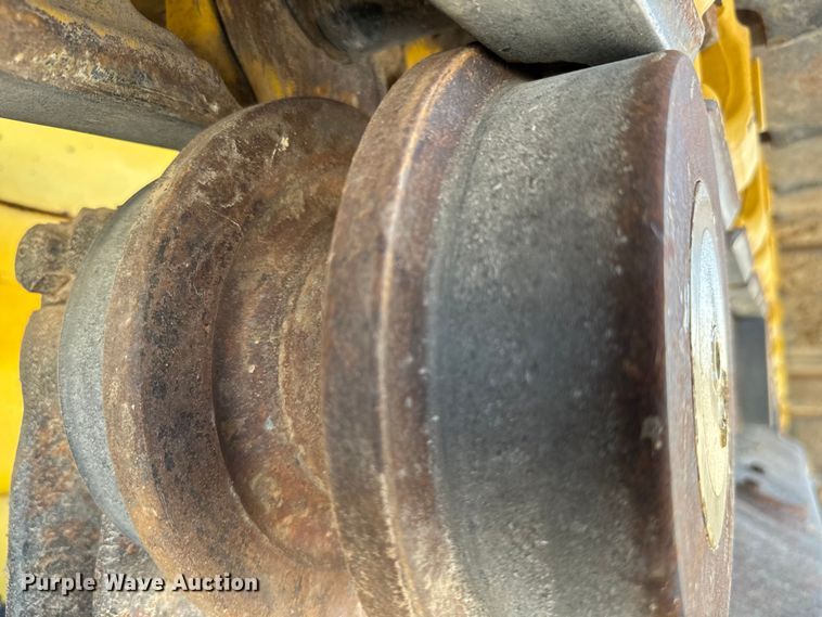 image for item NQ9724 2016 Komatsu D65PX-18 dozer