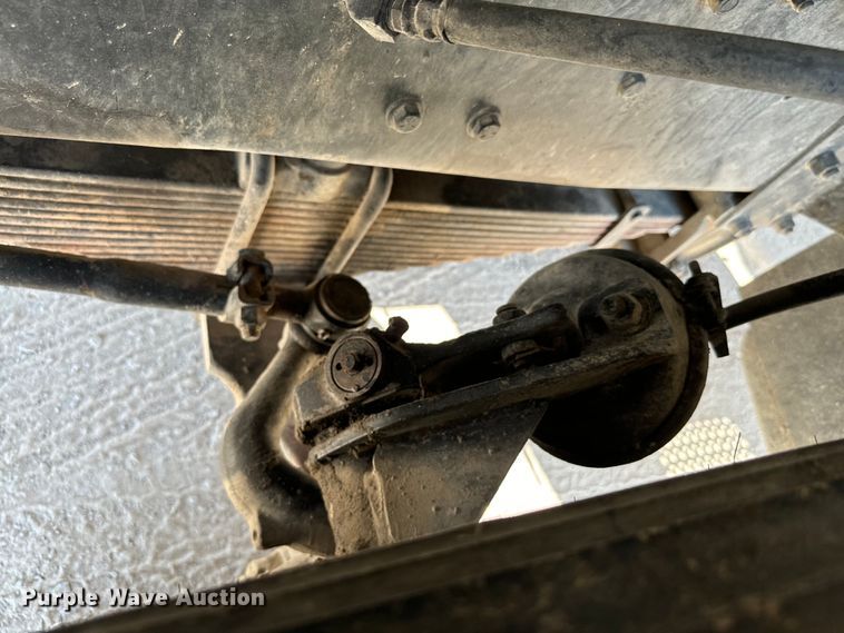 image for item NQ9752 1997 Mack DM690S ready mix truck