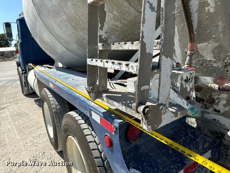 image for item NQ9753 1998 Mack M690S ready mix truck