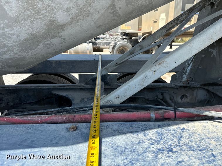 image for item NQ9753 1998 Mack M690S ready mix truck