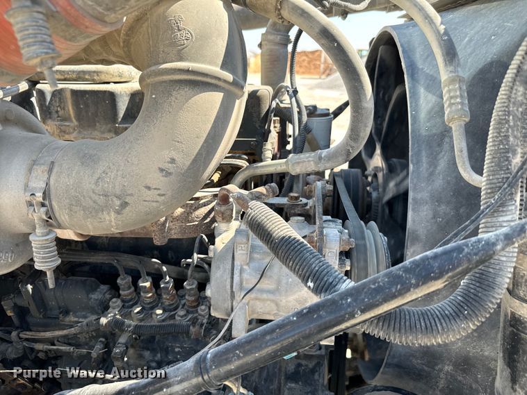 image for item NQ9753 1998 Mack M690S ready mix truck