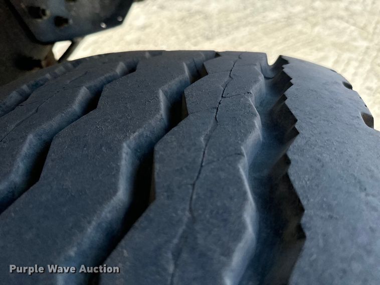 image for item NQ9753 1998 Mack M690S ready mix truck