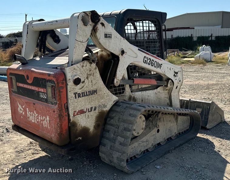 image for item NQ9762 2015 Bobcat T650 tracked skid steer loader