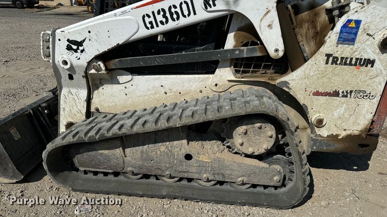 image for item NQ9762 2015 Bobcat T650 tracked skid steer loader