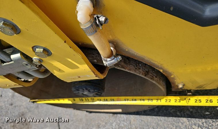 image for item NX9053 2014 Bomag 900-50 double drum vibratory roller