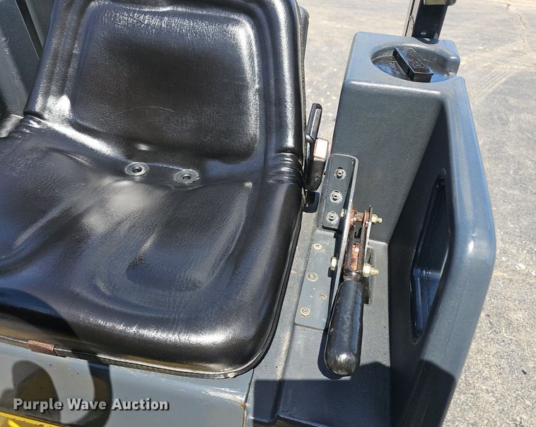 image for item NX9053 2014 Bomag 900-50 double drum vibratory roller