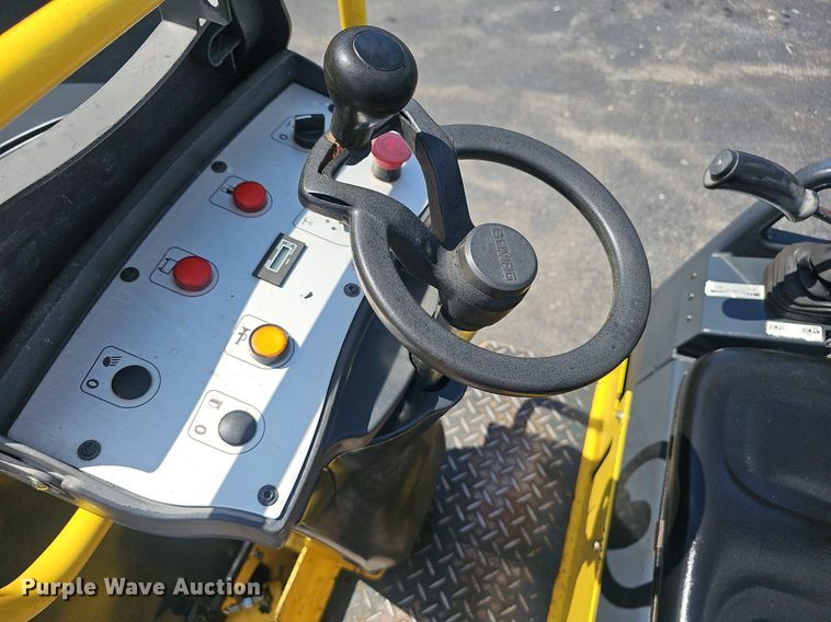 image for item NX9053 2014 Bomag 900-50 double drum vibratory roller