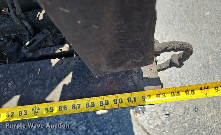 image for item NX9055 1996 Ford F800 oil distributor truck