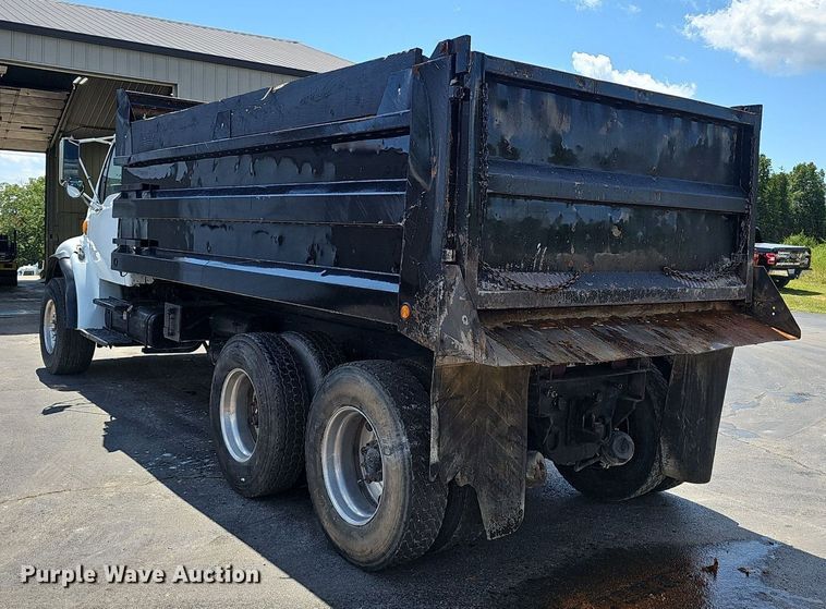 image for item NX9056 2001 Sterling dump truck