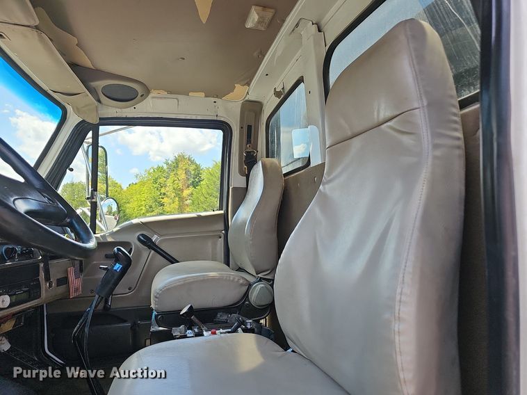 image for item NX9056 2001 Sterling dump truck