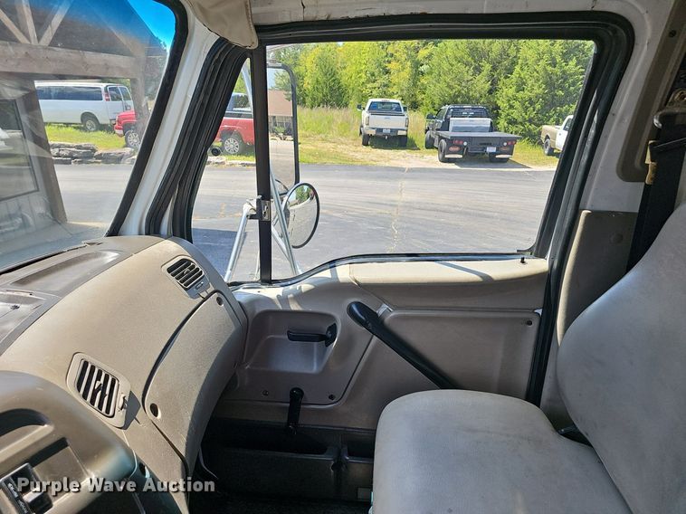 image for item NX9056 2001 Sterling dump truck