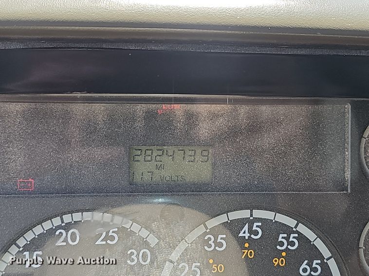 image for item NX9056 2001 Sterling dump truck