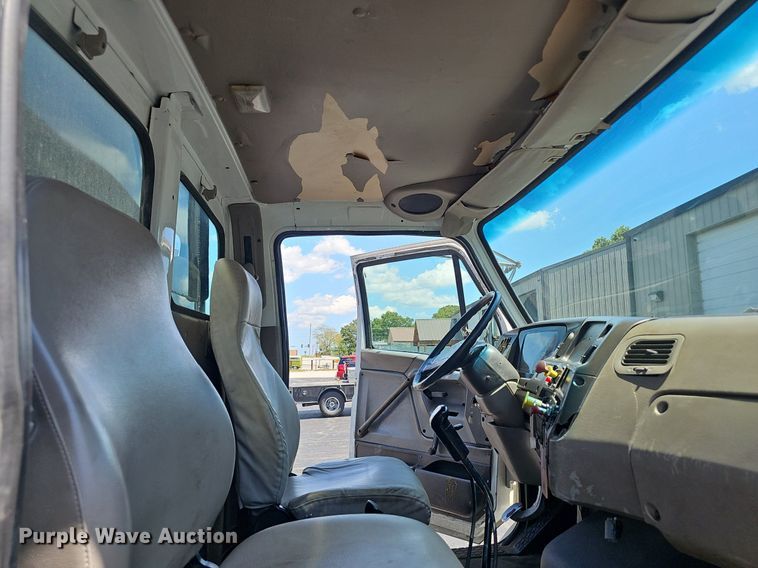 image for item NX9056 2001 Sterling dump truck