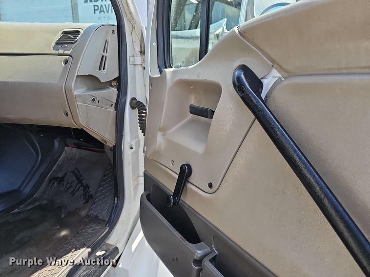 image for item NX9056 2001 Sterling dump truck