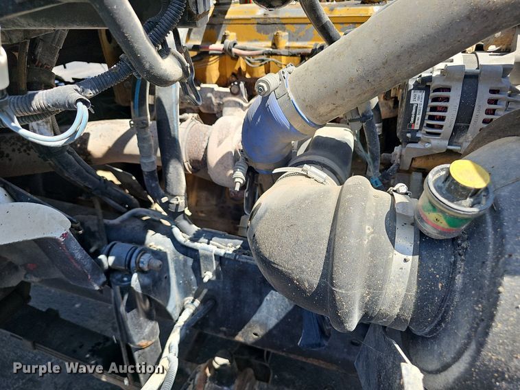 image for item NX9056 2001 Sterling dump truck