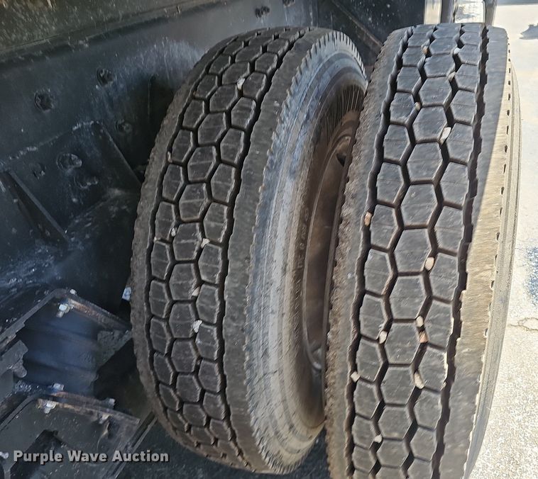 image for item NX9056 2001 Sterling dump truck