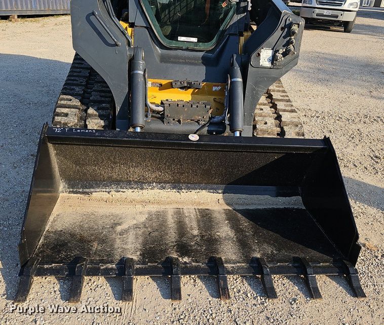 image for item NX9088 2020 John Deere  331G tracked skid steer loader