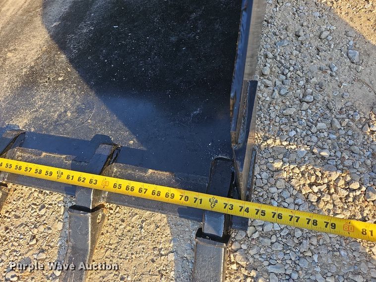 image for item NX9088 2020 John Deere  331G tracked skid steer loader