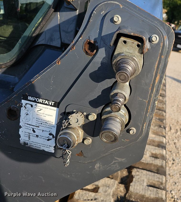 image for item NX9088 2020 John Deere  331G tracked skid steer loader