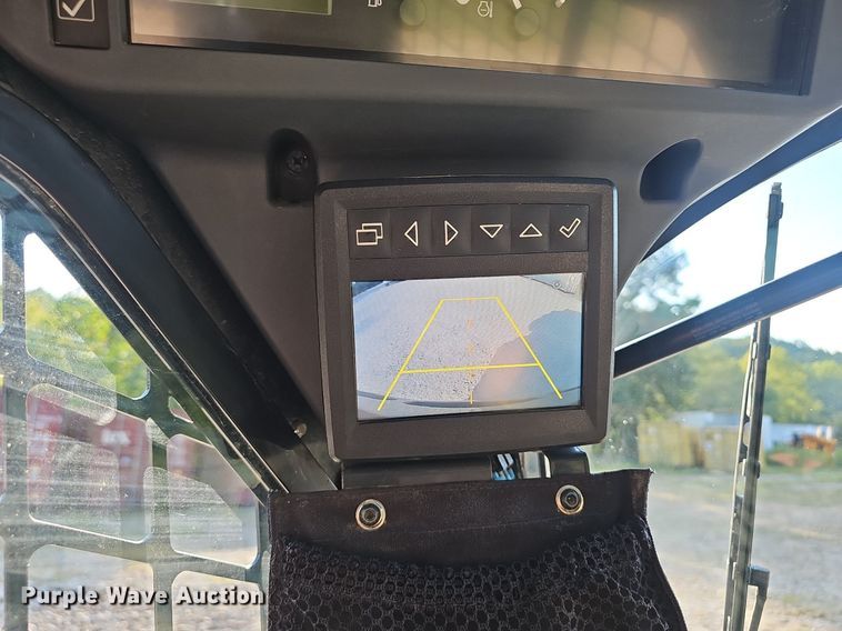 image for item NX9088 2020 John Deere  331G tracked skid steer loader