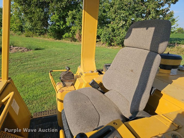 image for item NX9093 1998 Caterpillar  963B track loader