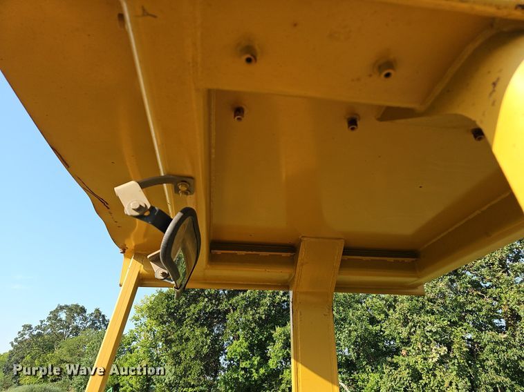 image for item NX9093 1998 Caterpillar  963B track loader