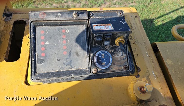 image for item NX9093 1998 Caterpillar  963B track loader