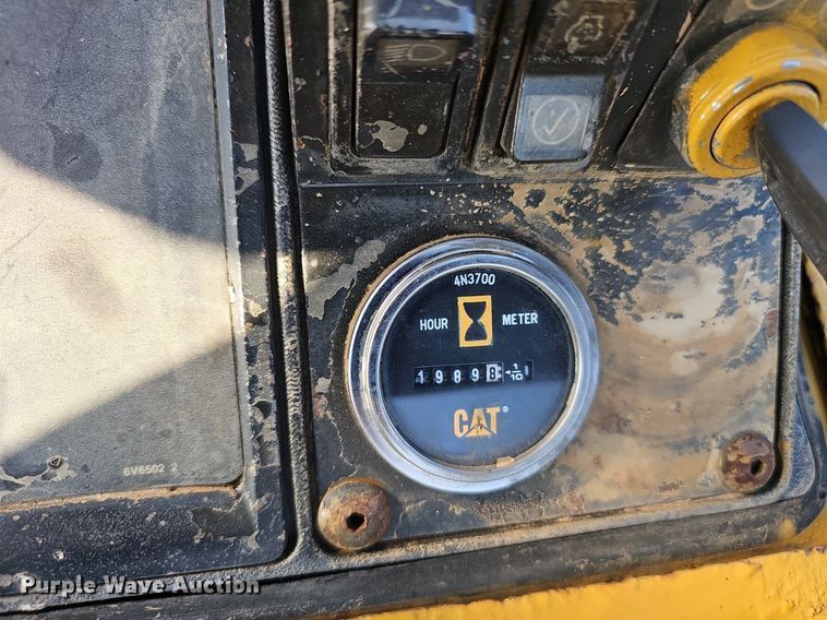 image for item NX9093 1998 Caterpillar  963B track loader