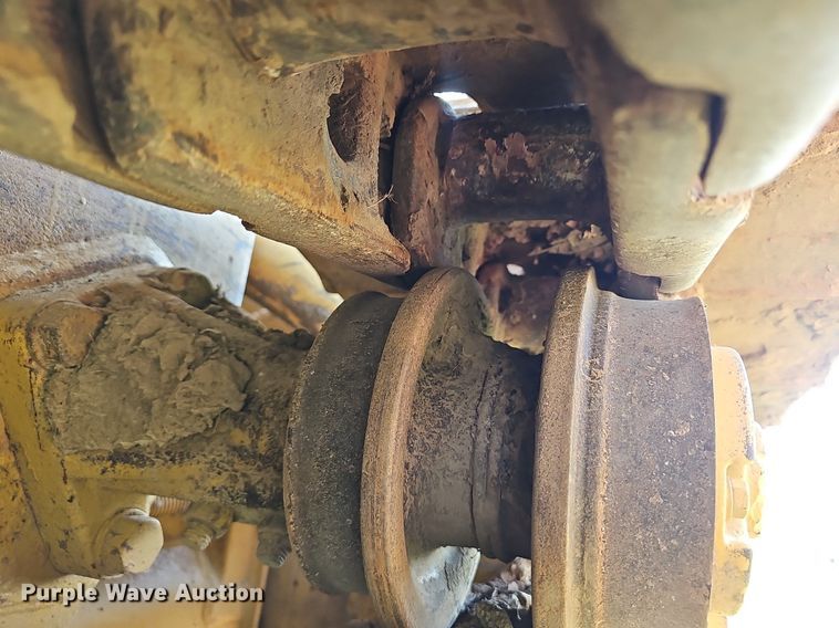 image for item NX9093 1998 Caterpillar  963B track loader