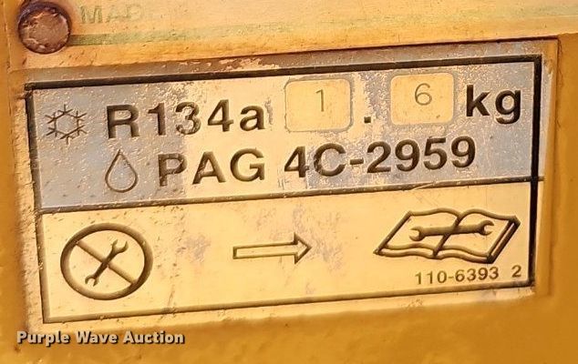 image for item NX9093 1998 Caterpillar  963B track loader