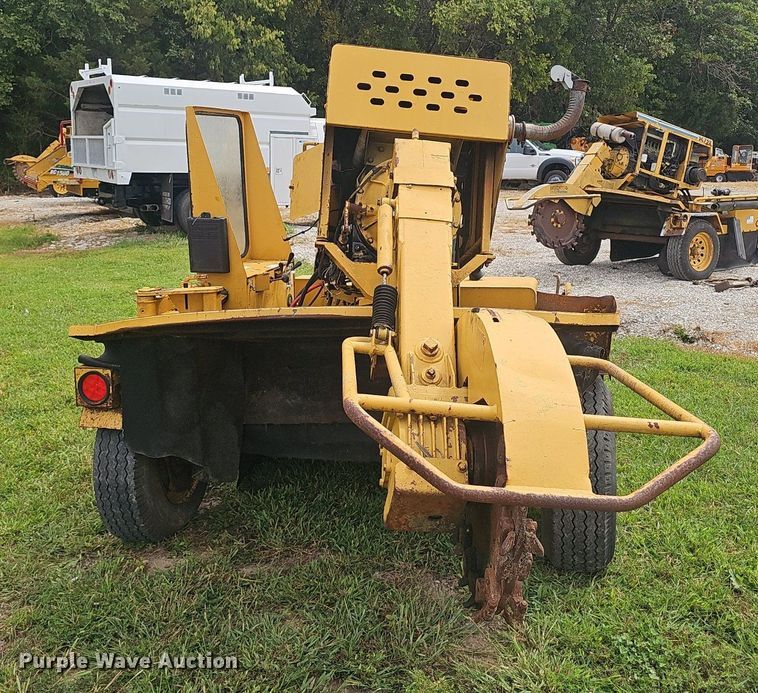 image for item NX9156 Vermeer  SC752 stump grinder
