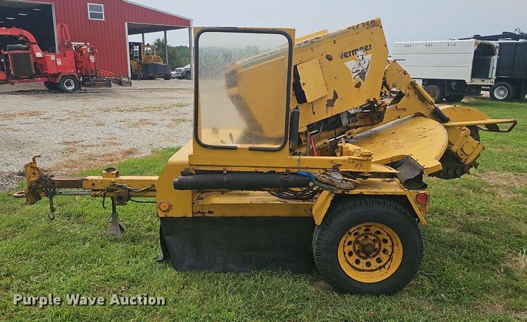 image for item NX9156 Vermeer  SC752 stump grinder