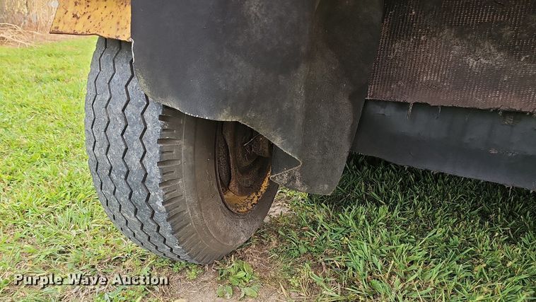 image for item NX9156 Vermeer  SC752 stump grinder