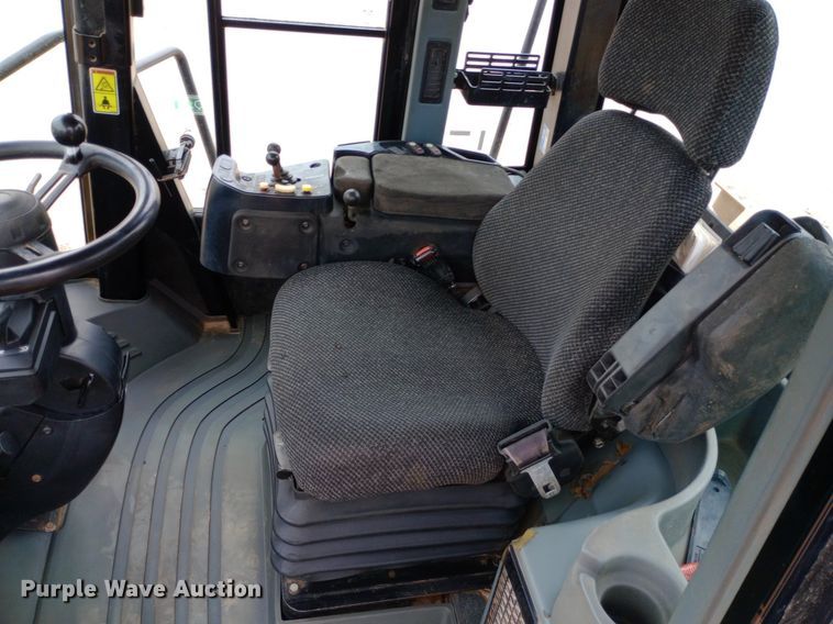 image for item NY9426 2010 Caterpillar 966H wheel loader