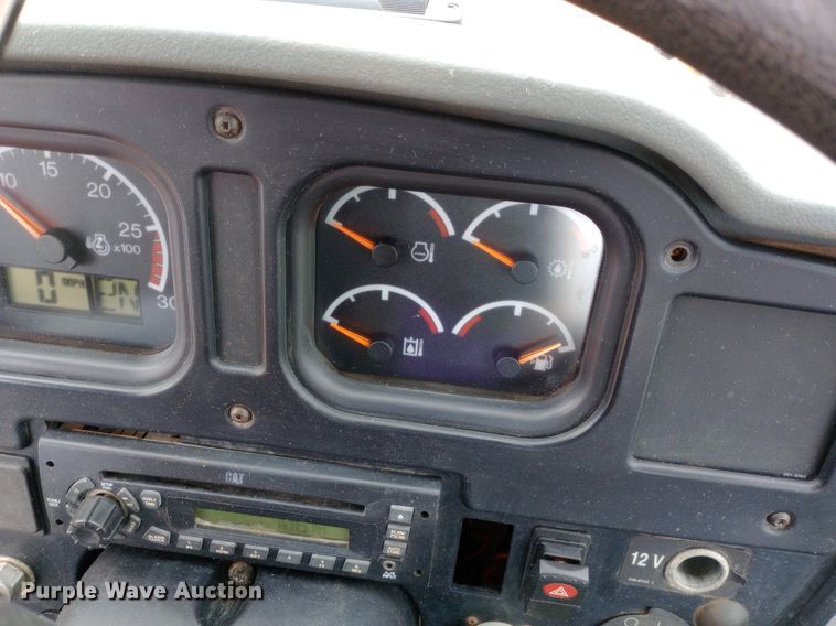 image for item NY9426 2010 Caterpillar 966H wheel loader