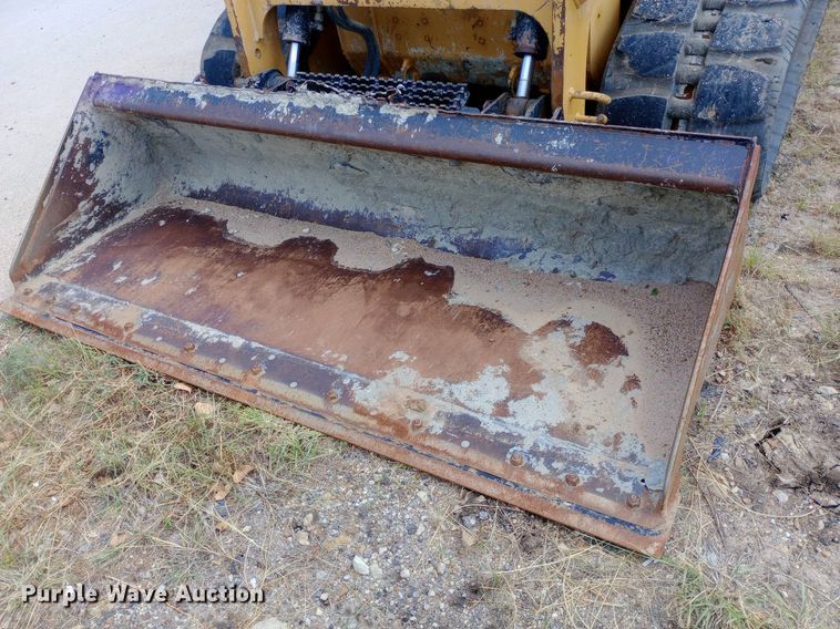 image for item NY9428 2016 Caterpillar 289D skid steer loader