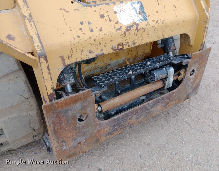 image for item NY9428 2016 Caterpillar 289D skid steer loader