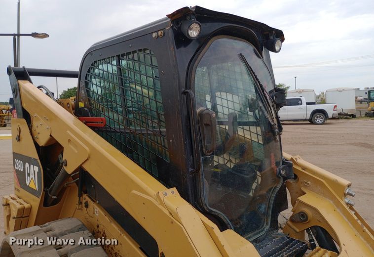image for item NY9428 2016 Caterpillar 289D skid steer loader